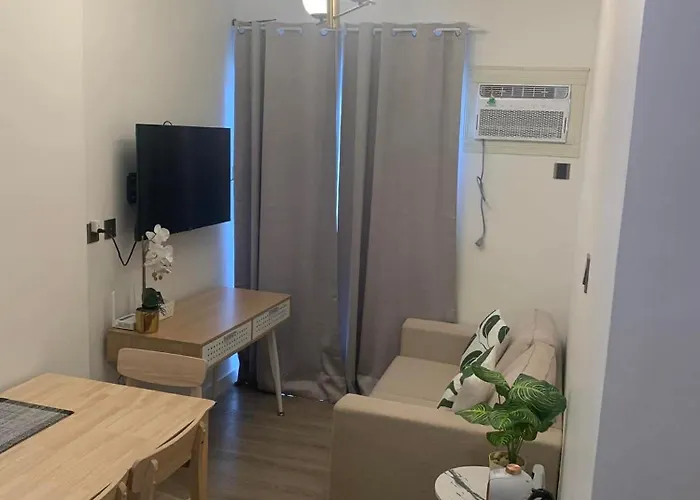 Cozy 1br With Balcony, Sea View And Pool - Fast Wifi - Snug Sanctuary Apartment Talisay (Cebu)