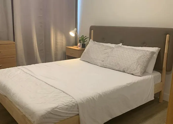 Cozy 1br With Balcony, Sea View And Pool - Fast Wifi - Snug Sanctuary Apartment Talisay (Cebu)