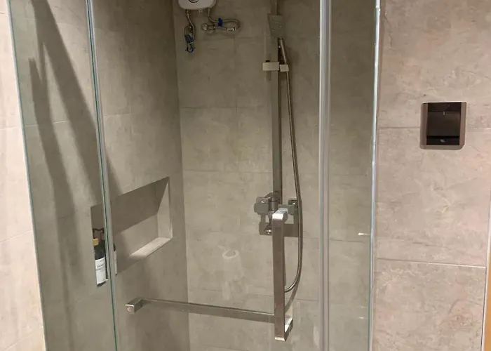 Apartment Cozy 1br With Balcony, Sea View And Pool - Fast Wifi - Snug Sanctuary Talisay (Cebu)